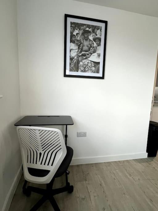 Luxurious City View Apartment In Salford مانشستر المظهر الخارجي الصورة